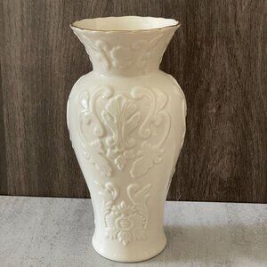 Lenox Vintage Georgian Collection Cream Gold Rim Embossed 7" Vase USA 1997-2000